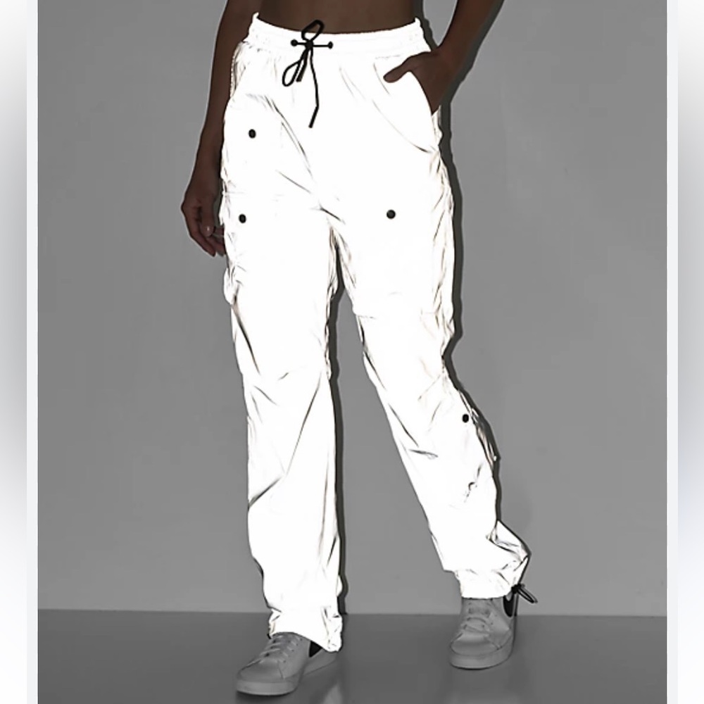 Fashion Nova Novamen Sz L Men’s Silver Reflective Cargo Pants